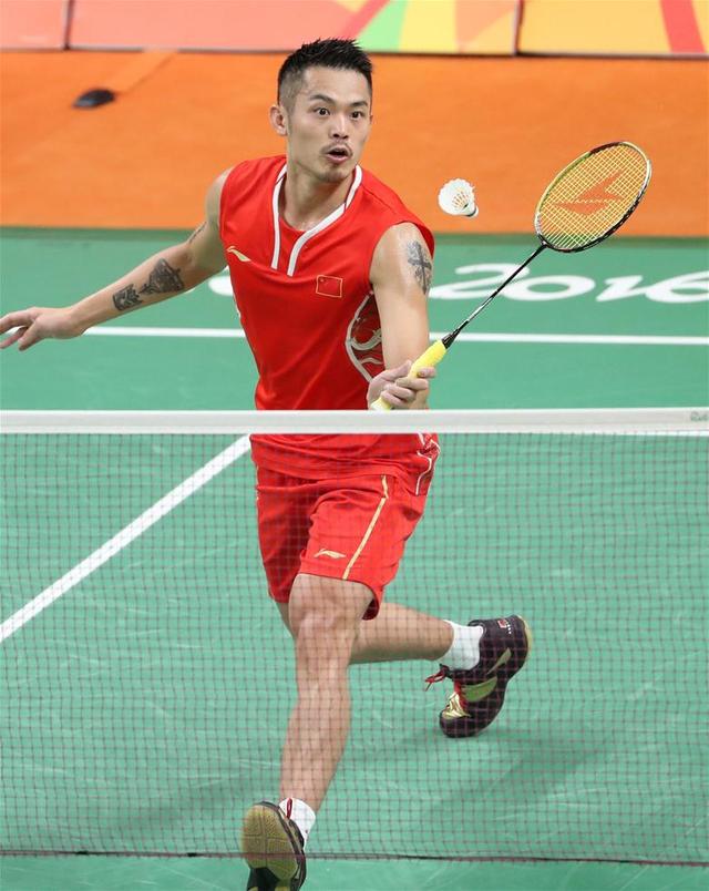 运动员在比 运动员在比